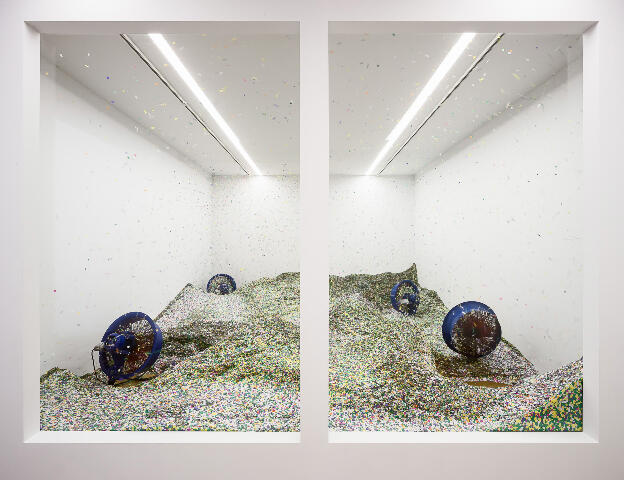 Lara Favaretto: Tutti giu per terra, 2004; installed Rennie Collection, 2015