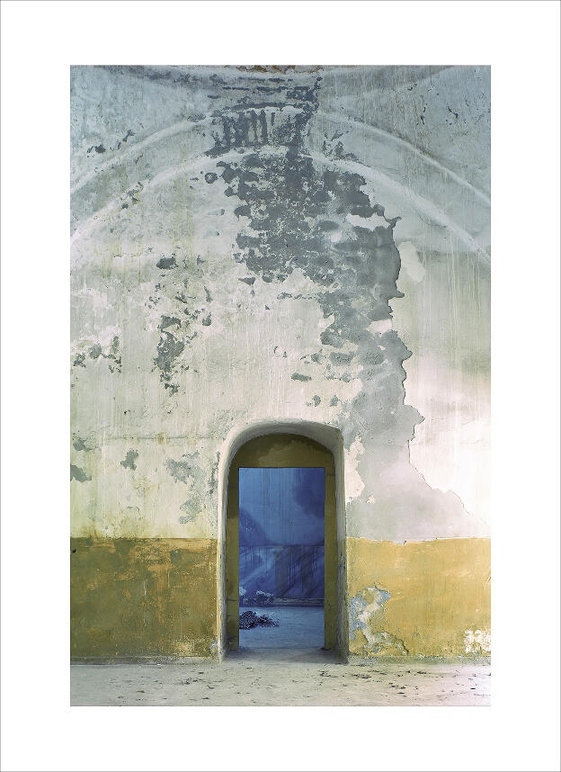untitled (door #6), 2006/2008, Lightjet print, 32 x 44